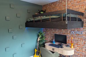 Photo 21- click for photo gallery